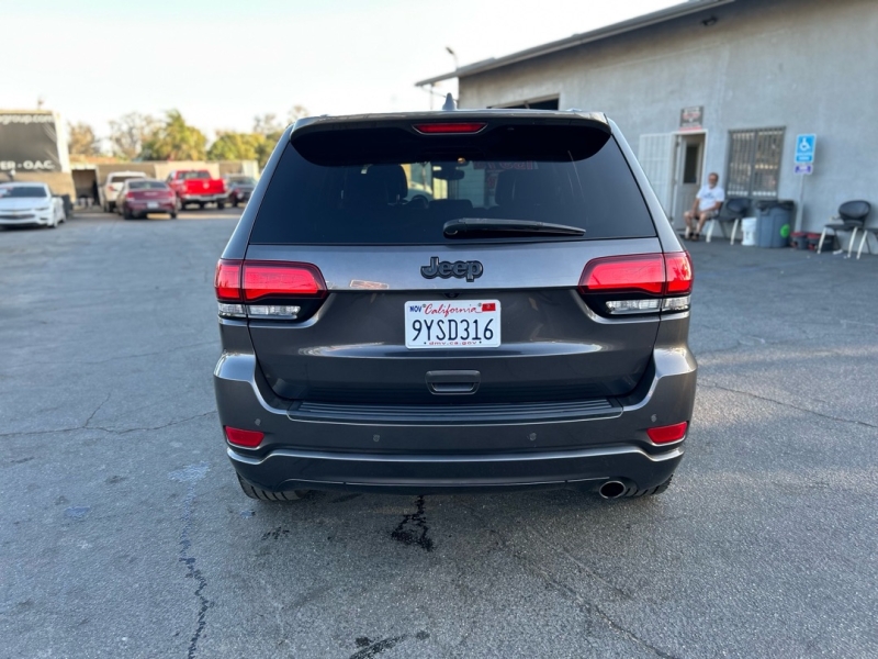 jeep grand cherokee 2018 1C4RJEAG2JC511688 image jeep grand cherokee 2018 1C4RJEAG2JC511688 image